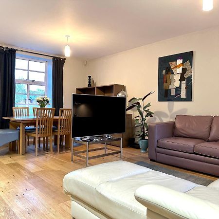 Desirable 2 Bedroom Apartment In Bicester That Sleeps 5 Bagian luar foto