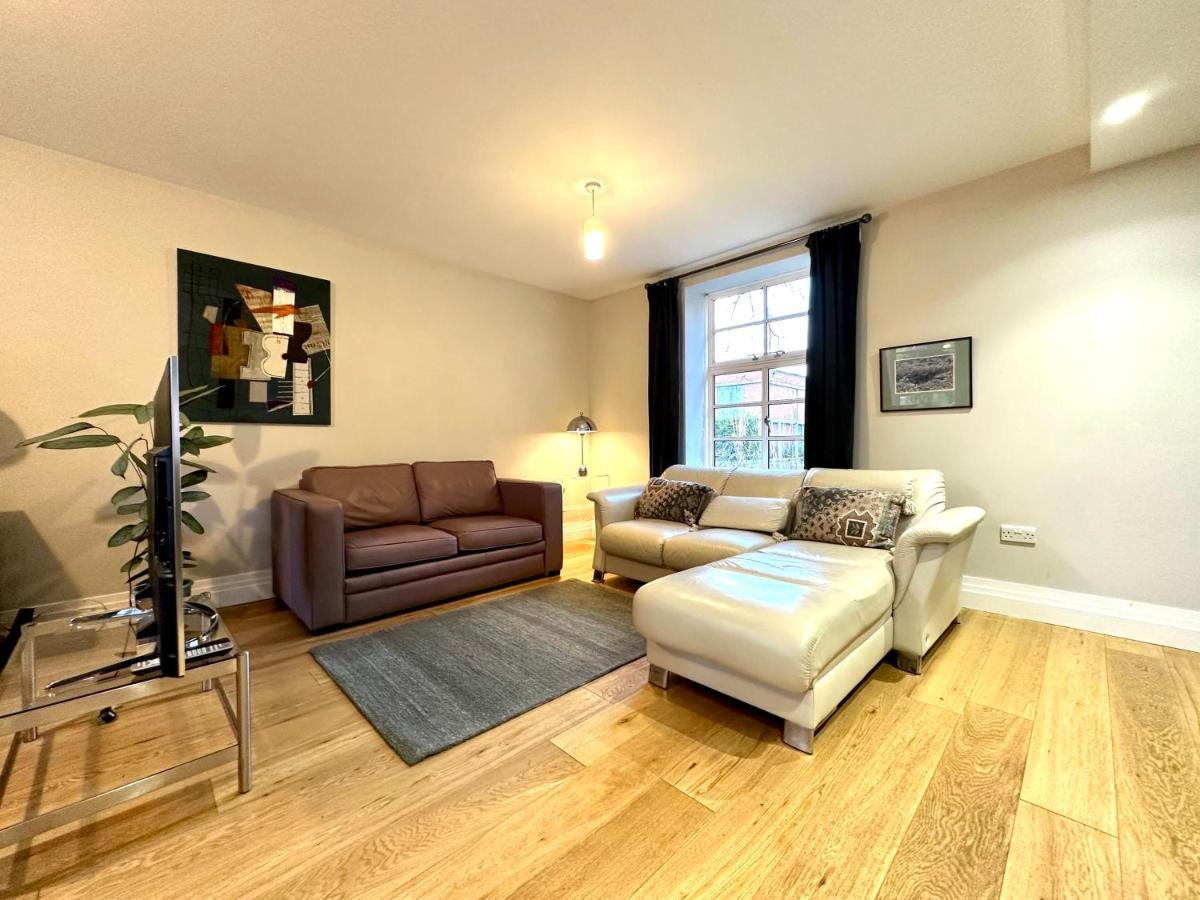 Desirable 2 Bedroom Apartment In Bicester That Sleeps 5 Bagian luar foto