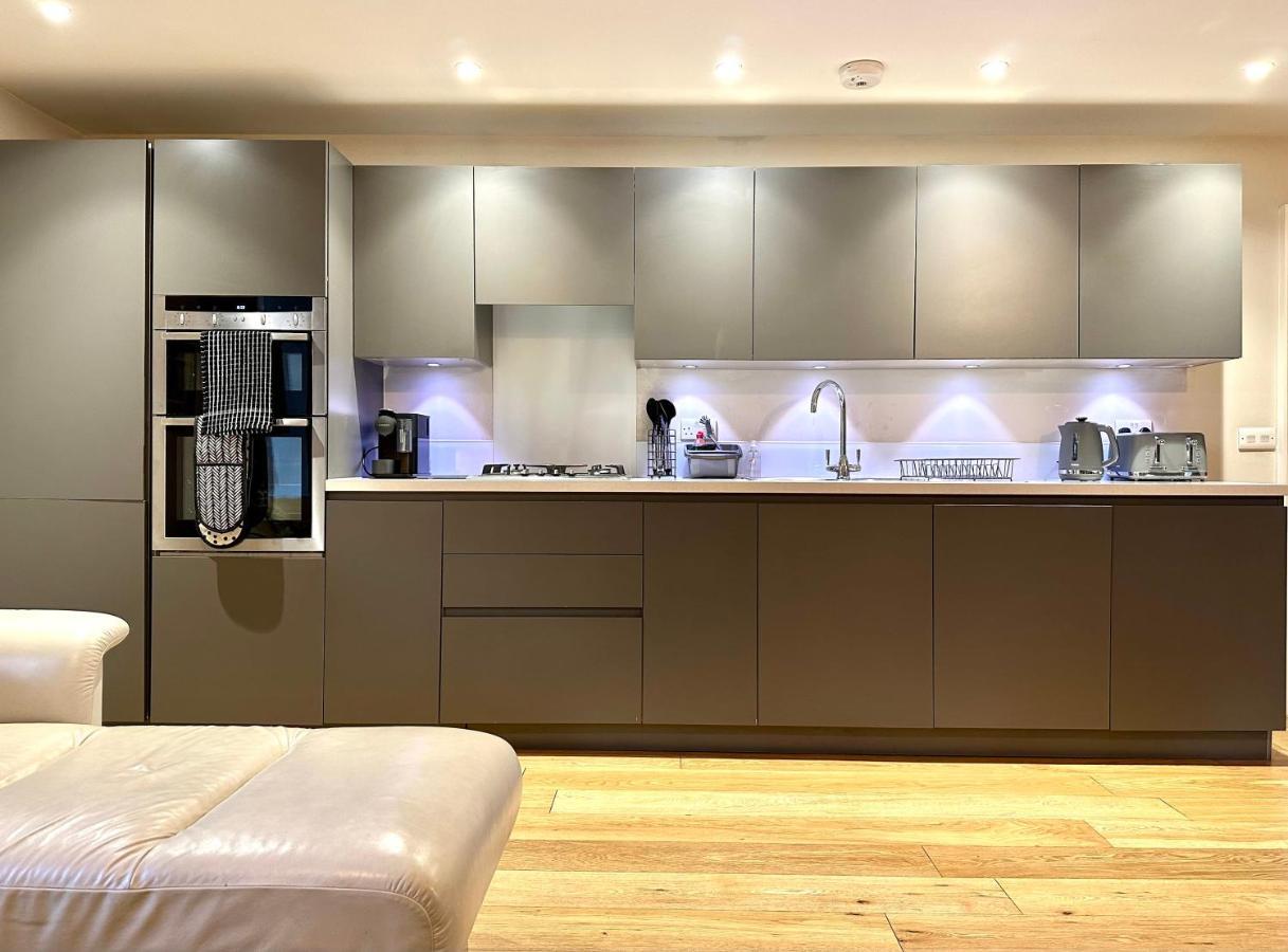 Desirable 2 Bedroom Apartment In Bicester That Sleeps 5 Bagian luar foto