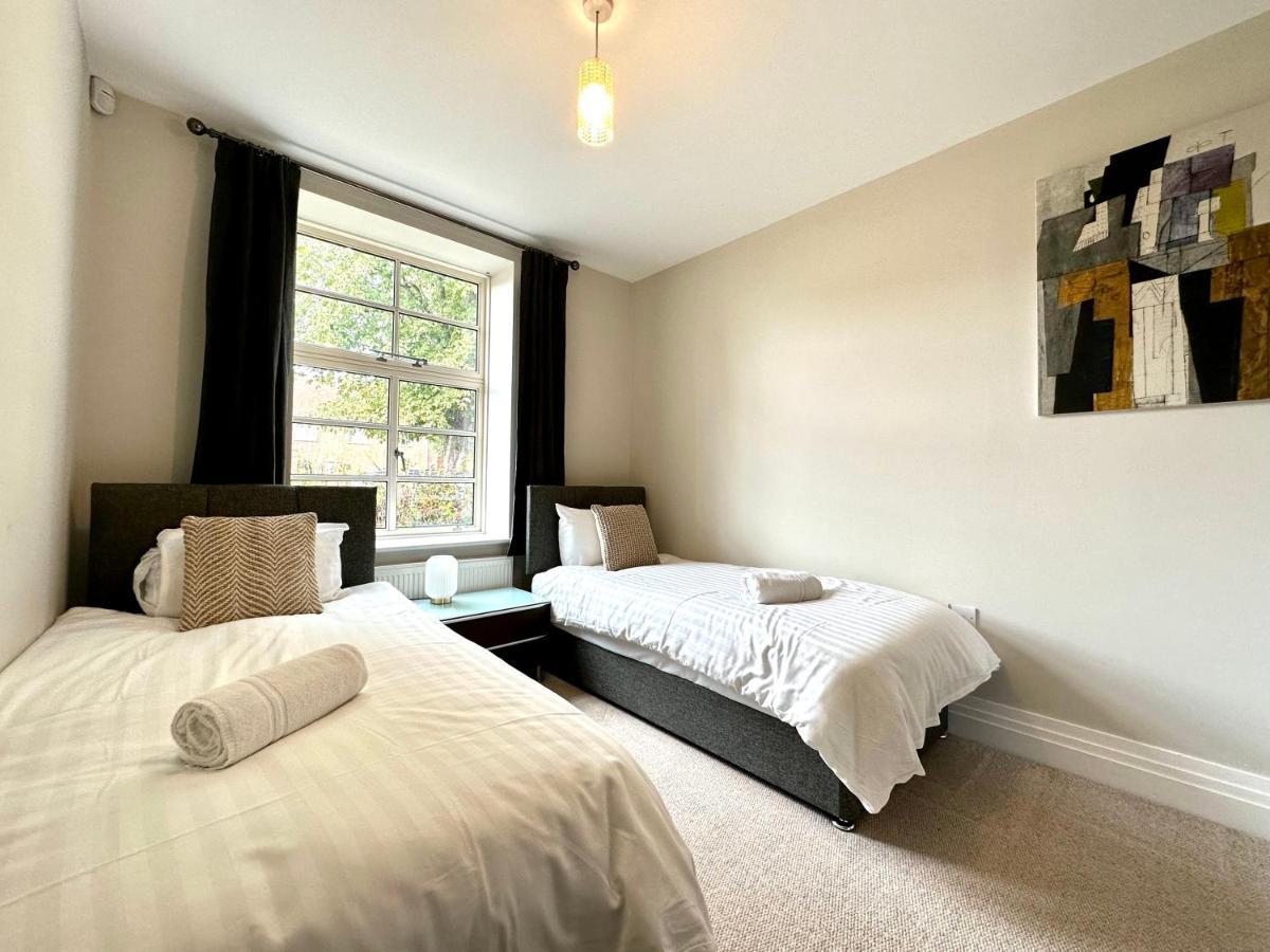Desirable 2 Bedroom Apartment In Bicester That Sleeps 5 Bagian luar foto
