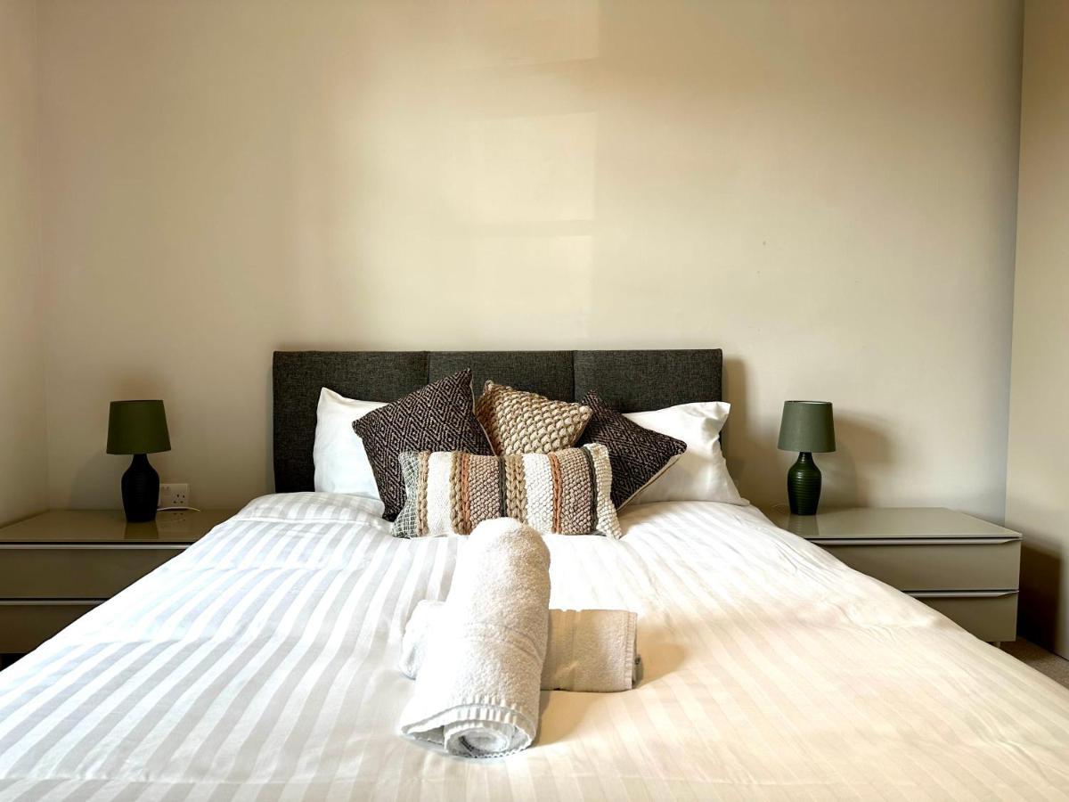 Desirable 2 Bedroom Apartment In Bicester That Sleeps 5 Bagian luar foto