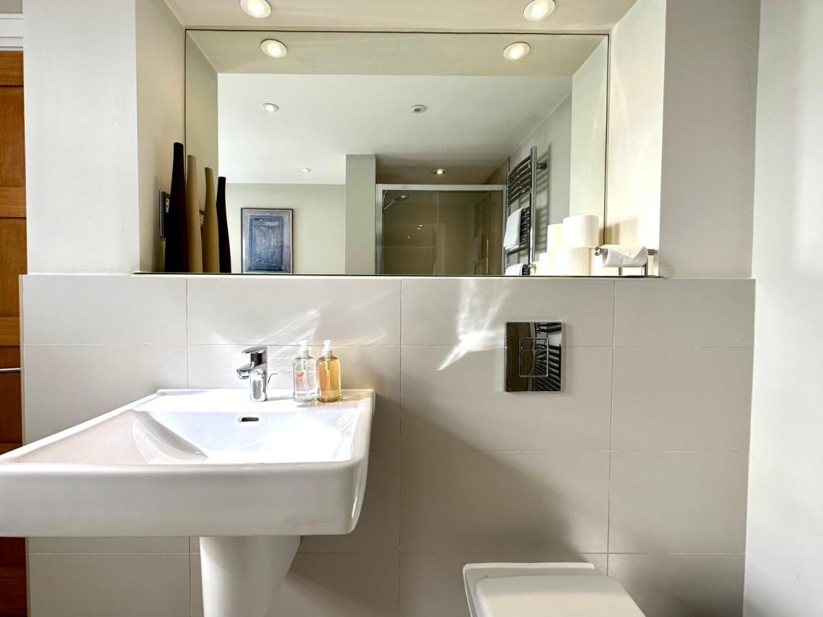 Desirable 2 Bedroom Apartment In Bicester That Sleeps 5 Bagian luar foto